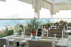 Hotel Sol Azur Beach