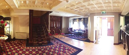 TF Royal Hotel