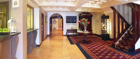 TF Royal Hotel