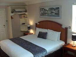TF Royal Hotel