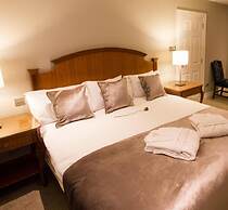 TF Royal Hotel