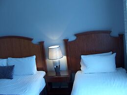 TF Royal Hotel