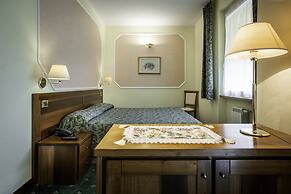 Hotel Elena