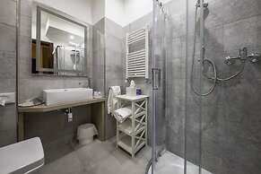 Hotel Elena