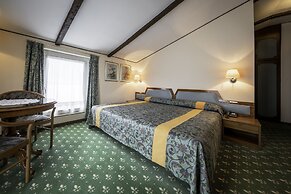 Hotel Elena