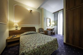Hotel Elena