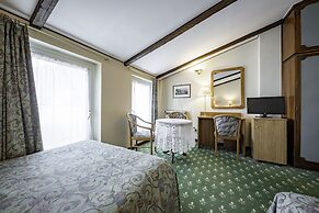 Hotel Elena