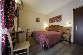 Hotel Elena