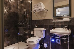 The Sanctuary House Hotel