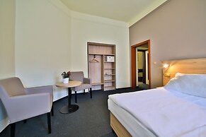 Atlantic Hotel
