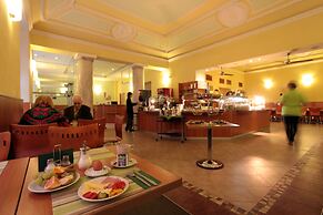 Atlantic Hotel