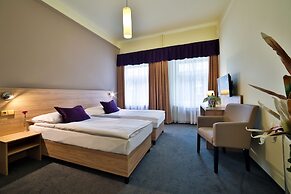 Atlantic Hotel