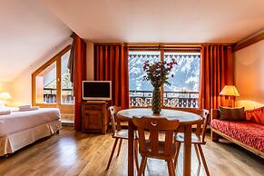 Les Balcons du Savoy