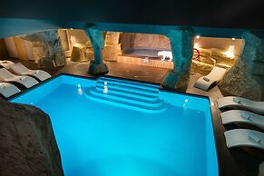 Royal Ours Blanc Boutique Hôtel & Spa
