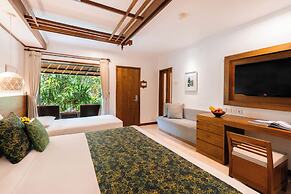 Legian Beach Hotel