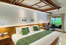 Legian Beach Hotel
