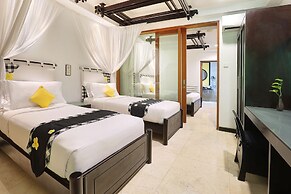 Legian Beach Hotel