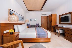 Legian Beach Hotel