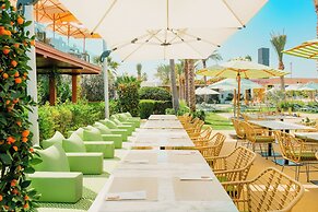 Dubai Marine Beach Resort & Spa