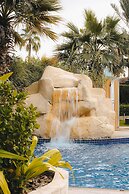 Dubai Marine Beach Resort & Spa
