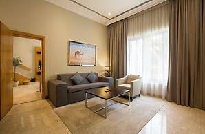 Dubai Marine Beach Resort & Spa