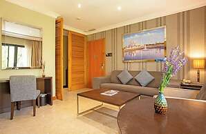 Dubai Marine Beach Resort & Spa