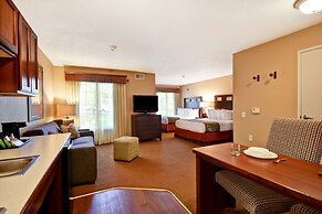 GrandStay Hotel & Suites