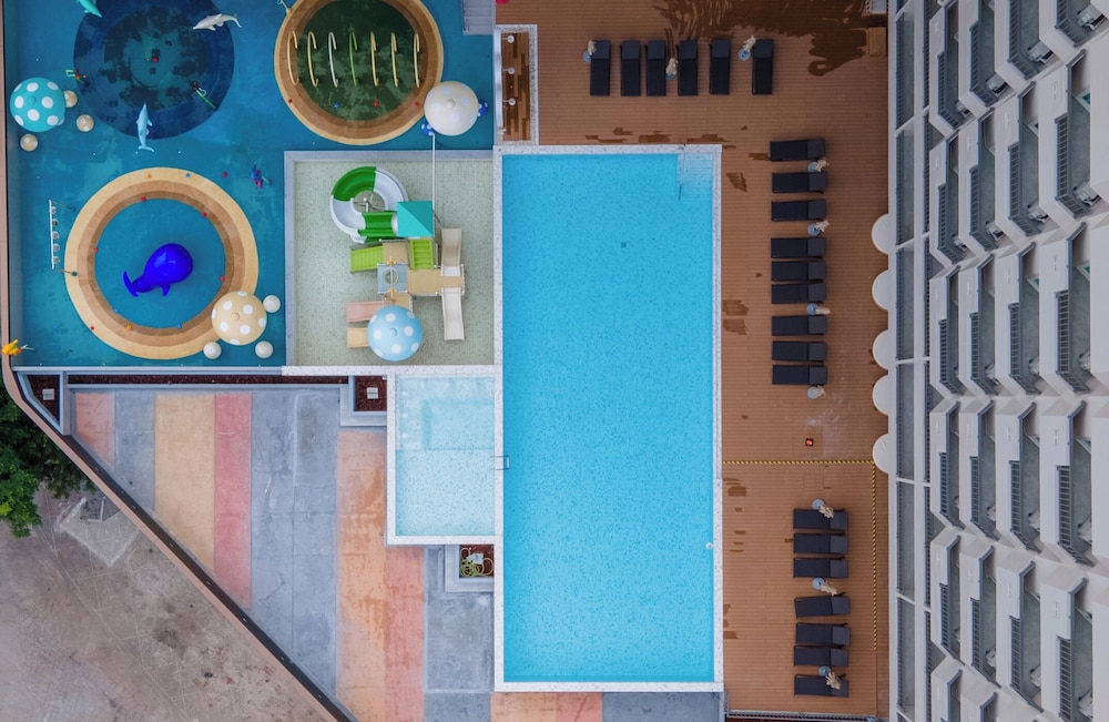 Jomtien Thani Hotel