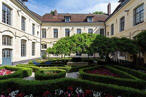 L'Hermitage Gantois, Autograph Collection