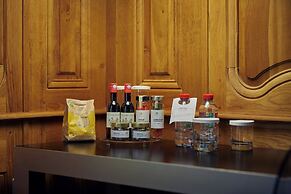 L'Hermitage Gantois, Autograph Collection