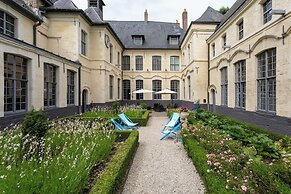 L'Hermitage Gantois, Autograph Collection