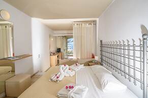 Hotel Antinea Suites & SPA