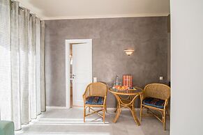 Hotel Antinea Suites & SPA