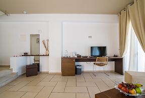 Hotel Antinea Suites & SPA