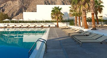 Kamari Beach Hotel