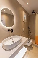 Kamari Beach Hotel