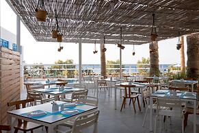 Kamari Beach Hotel