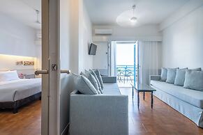 Kamari Beach Hotel