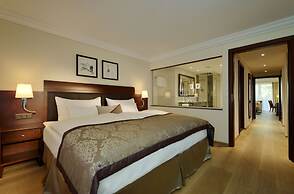 Mont Cervin Palace