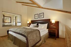 Mont Cervin Palace