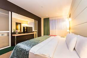 Mirage Hotel
