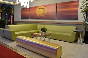 Bedfort Inn & Suites