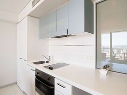 Oaks Adelaide Horizons Suites