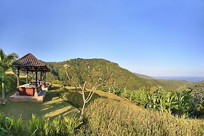 Candi Beach Resort and Spa