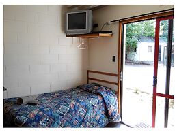 Larchwood Motel