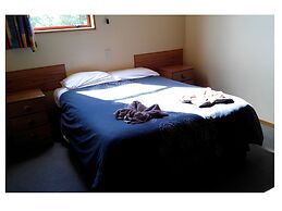 Larchwood Motel