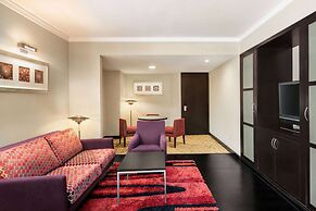 Ramada Plaza by Wyndham Dubai Deira