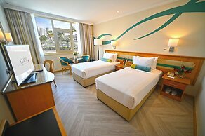 Coral Beach Resort - Sharjah