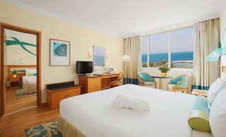 Coral Beach Resort - Sharjah