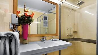 Hotel Ajanta